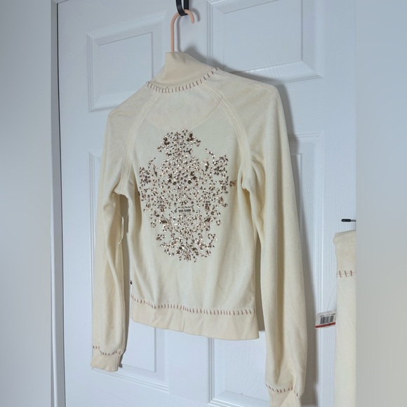 ✨NWT✨ Twisted Heart Embroidered Velour Sequin Zip Up Hoodie and Pants Tracksuit - Picture 9 of 9